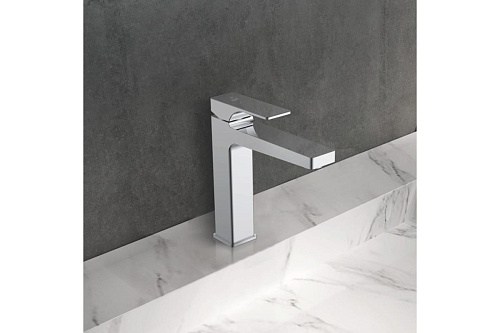 Смеситель д/раковины ROSE хром R1001