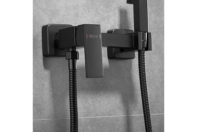 Смеситель с гиг. душ настенный черный SHEVANIK S137H