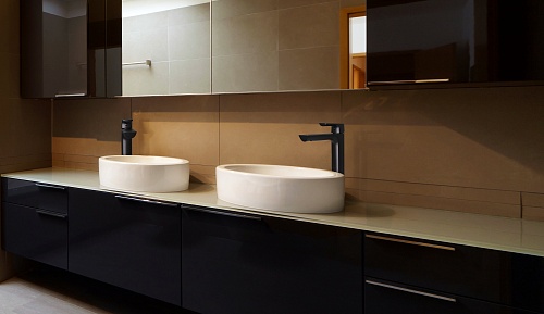 Смеситель д/умывальника "URSUS" (7209BL) высокий черный LEMARK ВЫГОДА!!