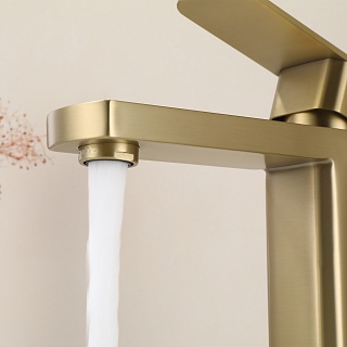 Смеситель д/умывальника "AOMORI" (AOM-1011BG) нерж, браш.золотоTOKITO