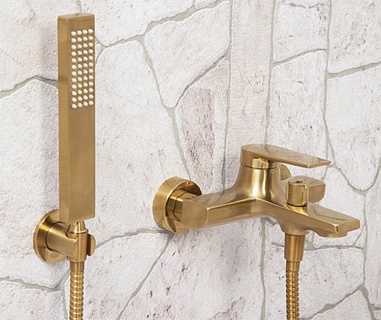 Смеситель д/ванны "Aisch" (5501)  кор.излив, 35мм золото  WasserKraft