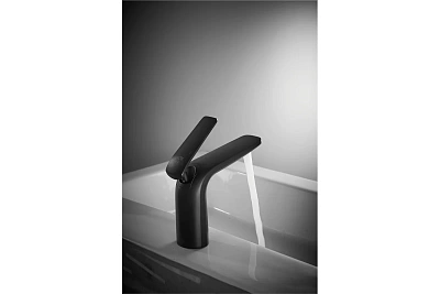 Смеситель д/раковины ROSE черный R3901H