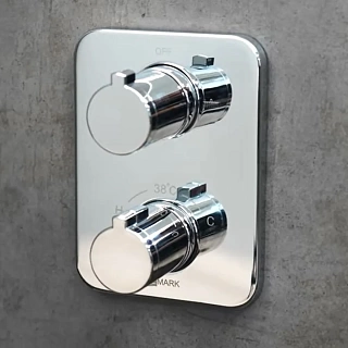   "Yeti" (LM7849C)  ,   2-   LEMARK  